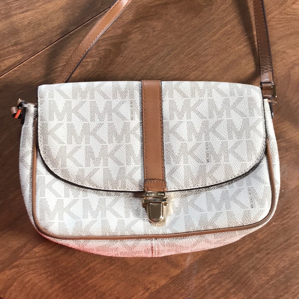 Michael kors purse